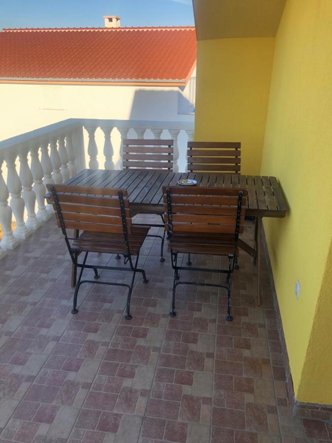 Miro Apartmani Ražanac 外观 照片
