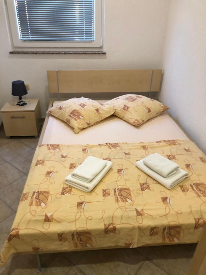 Miro Apartmani Ražanac 外观 照片