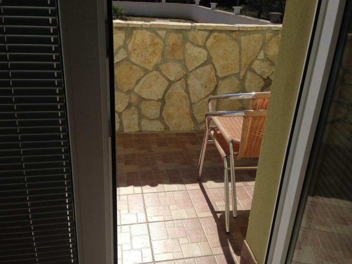 Miro Apartmani Ražanac 外观 照片