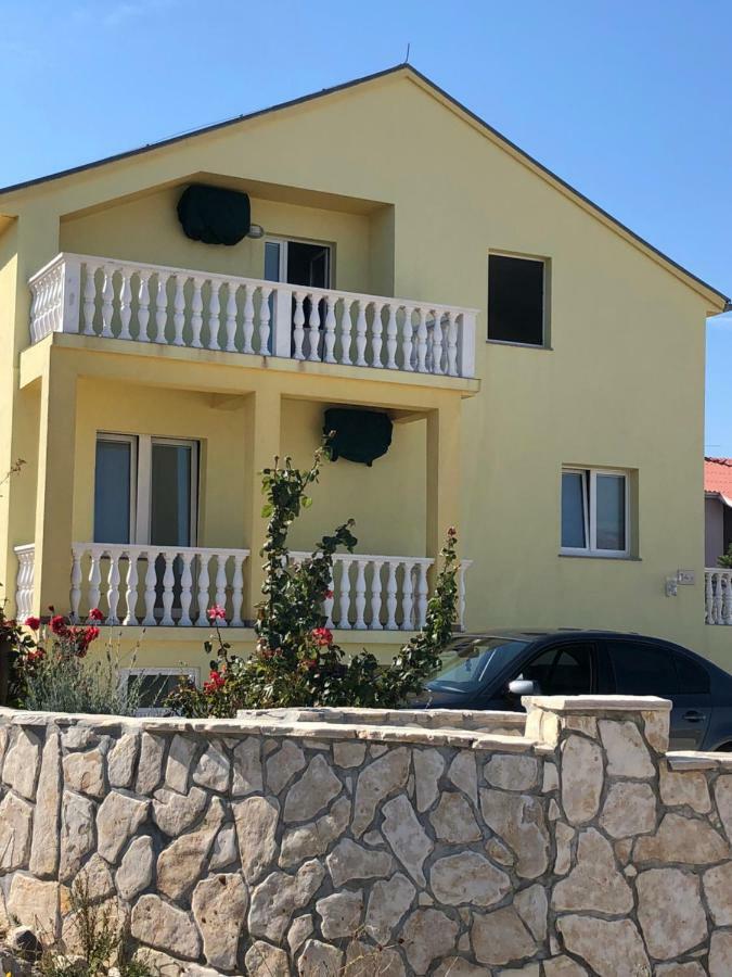 Miro Apartmani Ražanac 外观 照片